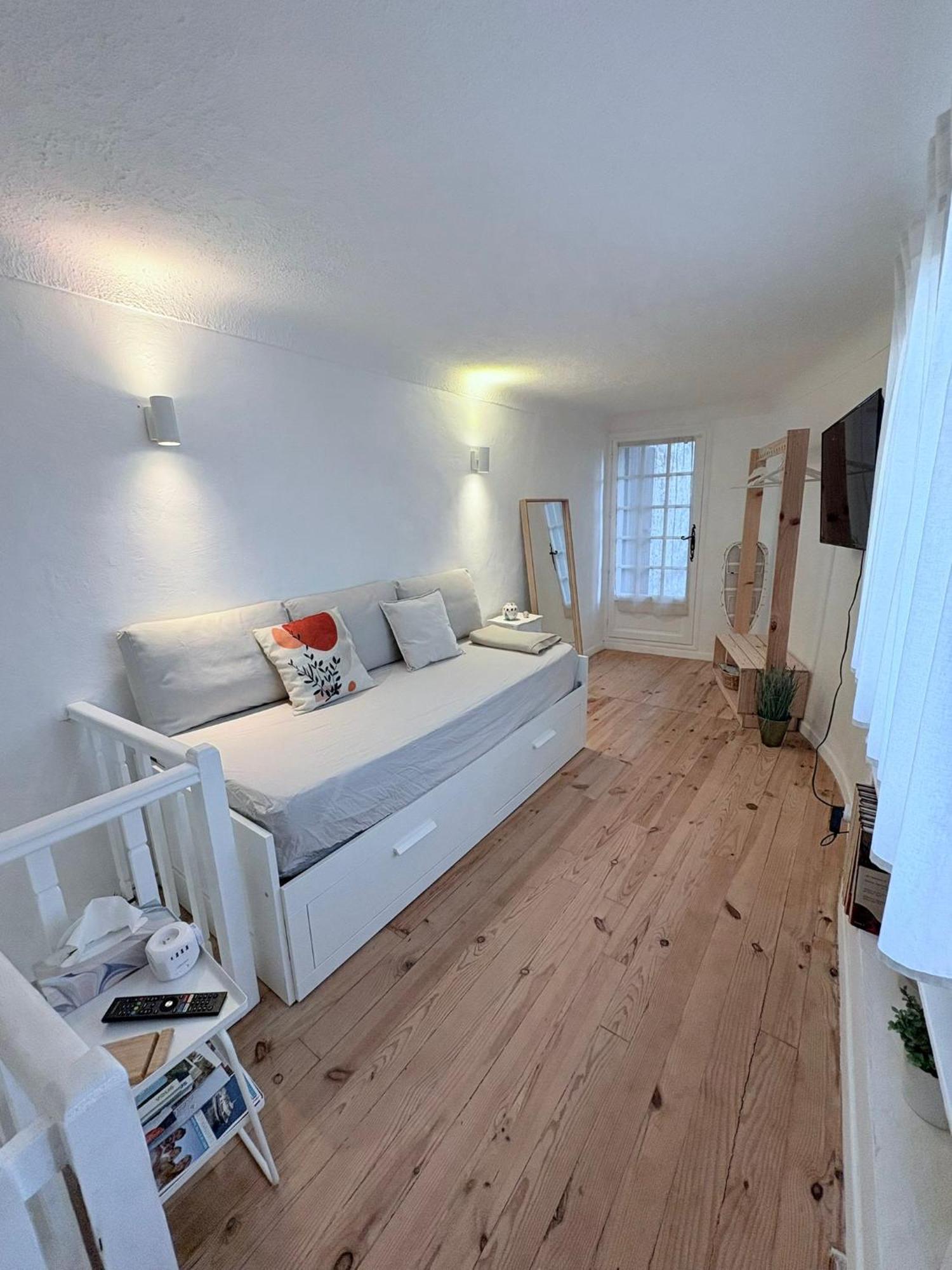 Duplex Au Pied Du Chateau Cagnes-sur-Mer Exterior photo
